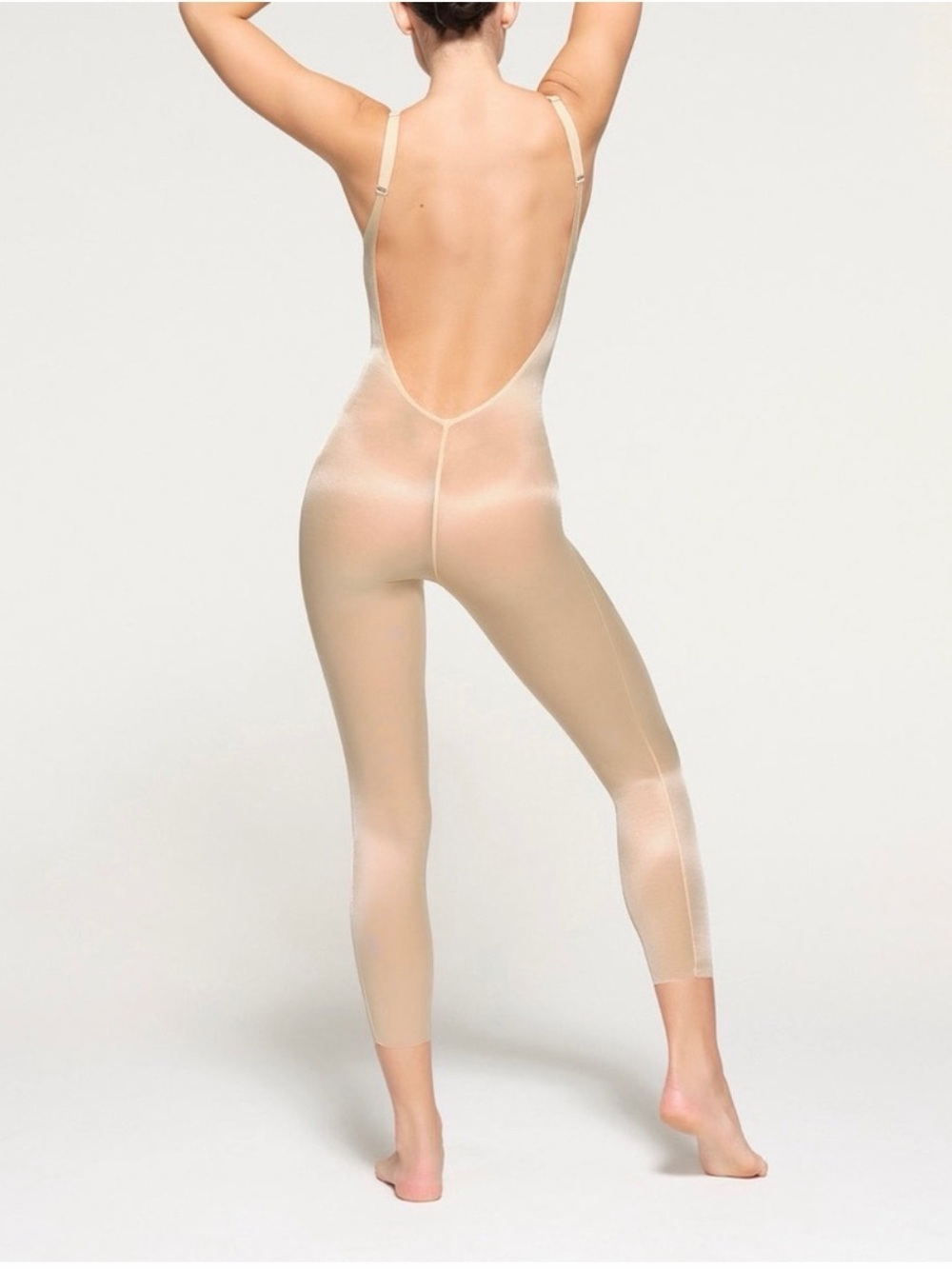 SKIMS NWT Barely There Shape-wear